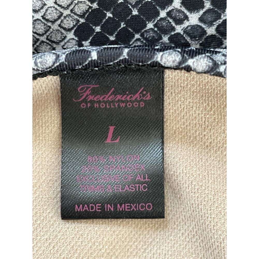 Fredrick's of Hollywood Swim One Piece Swimsuit Snake Print Beach Summer - Picture 7 of 7